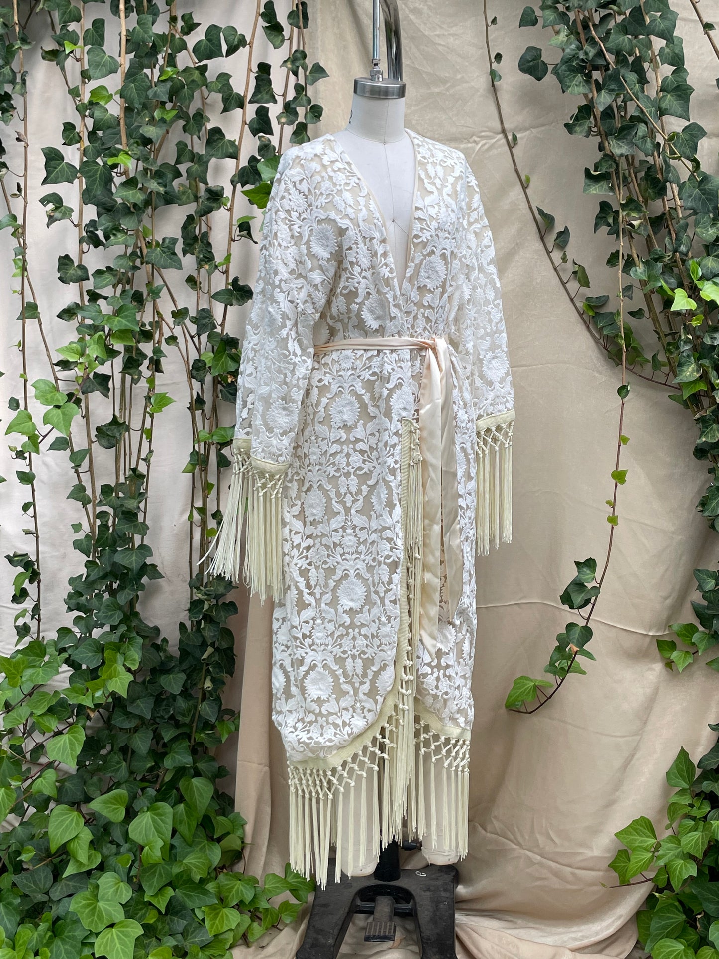 Lace Bridal Robe 'Madonna' SAMPLE SALE