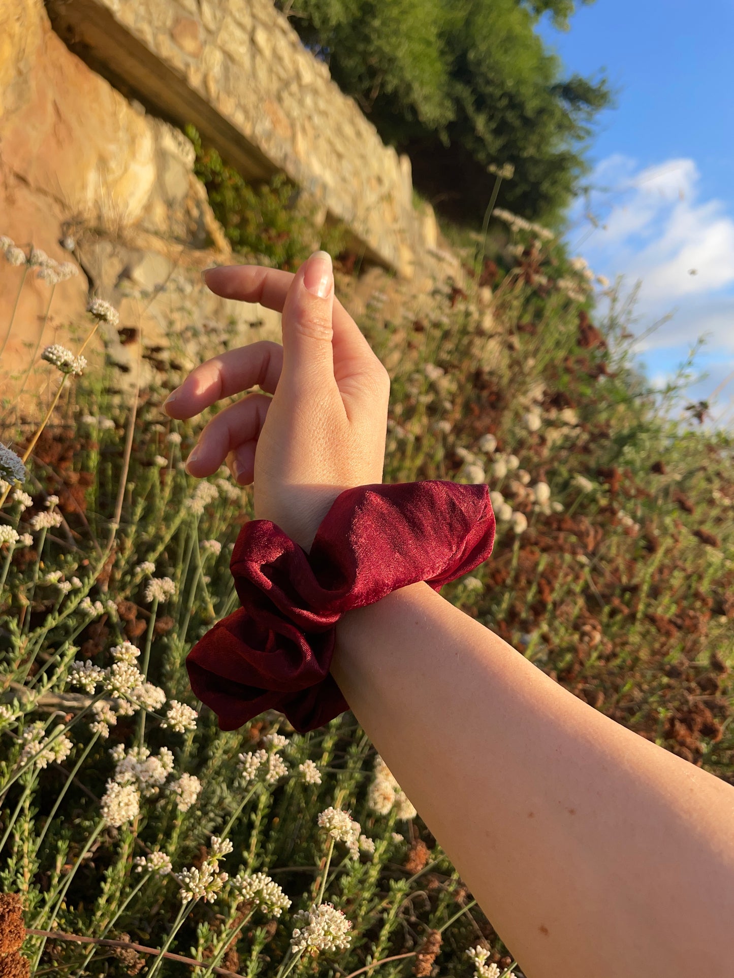 Dahlia Scrunchie