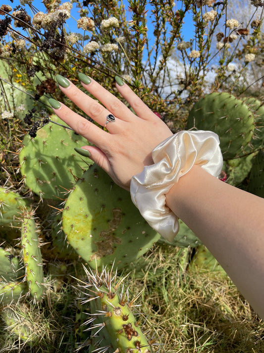 Vendela Scrunchie